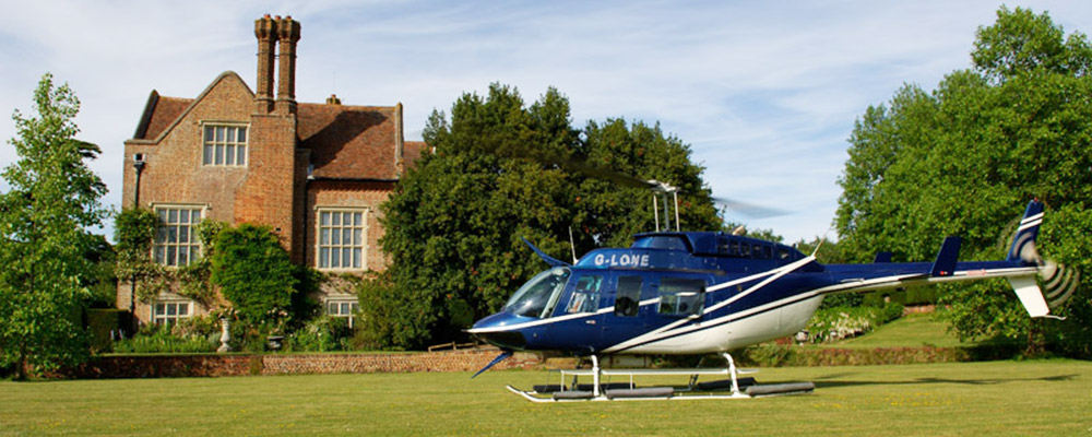helicopter landing at Knowlton Court